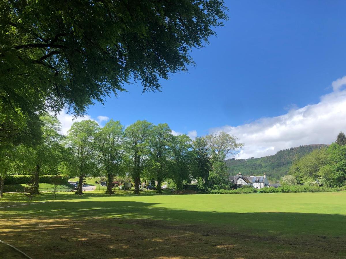 Loch Ness Moat House Apartments Fort Augustus Exterior foto