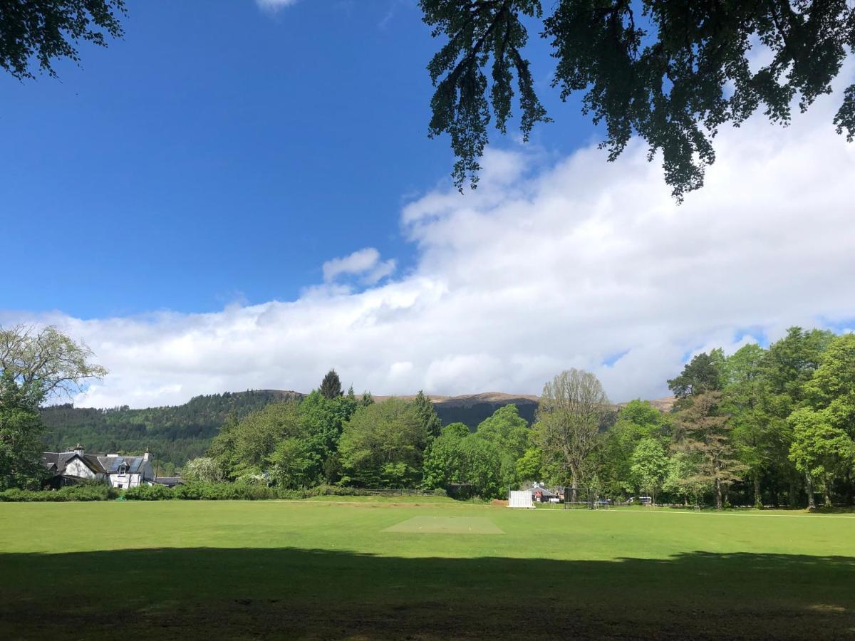 Loch Ness Moat House Apartments Fort Augustus Exterior foto